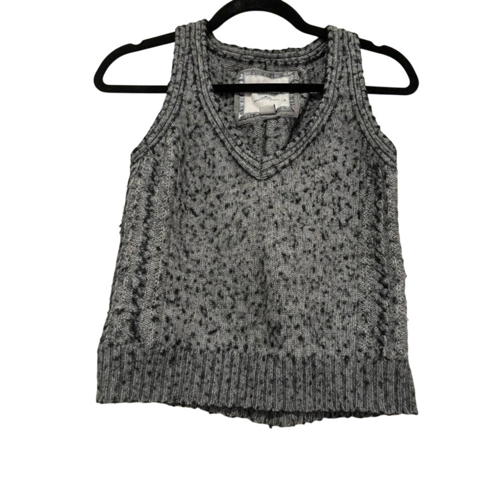 American Outfitters women's grey/black spotted wool blend sweatr vest sz S #1463